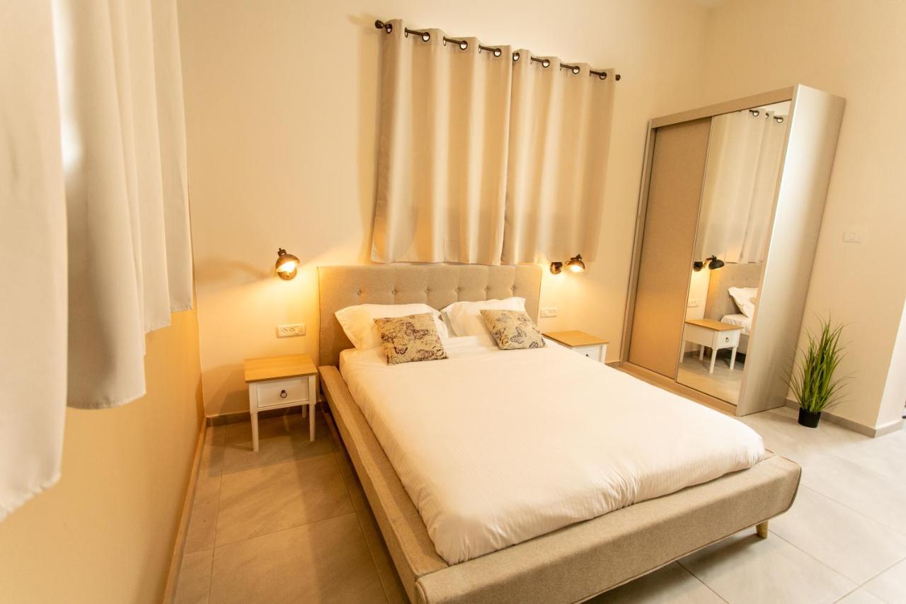 Eshel Mansion - Boutique Suites Beersheba Ngoại thất bức ảnh
